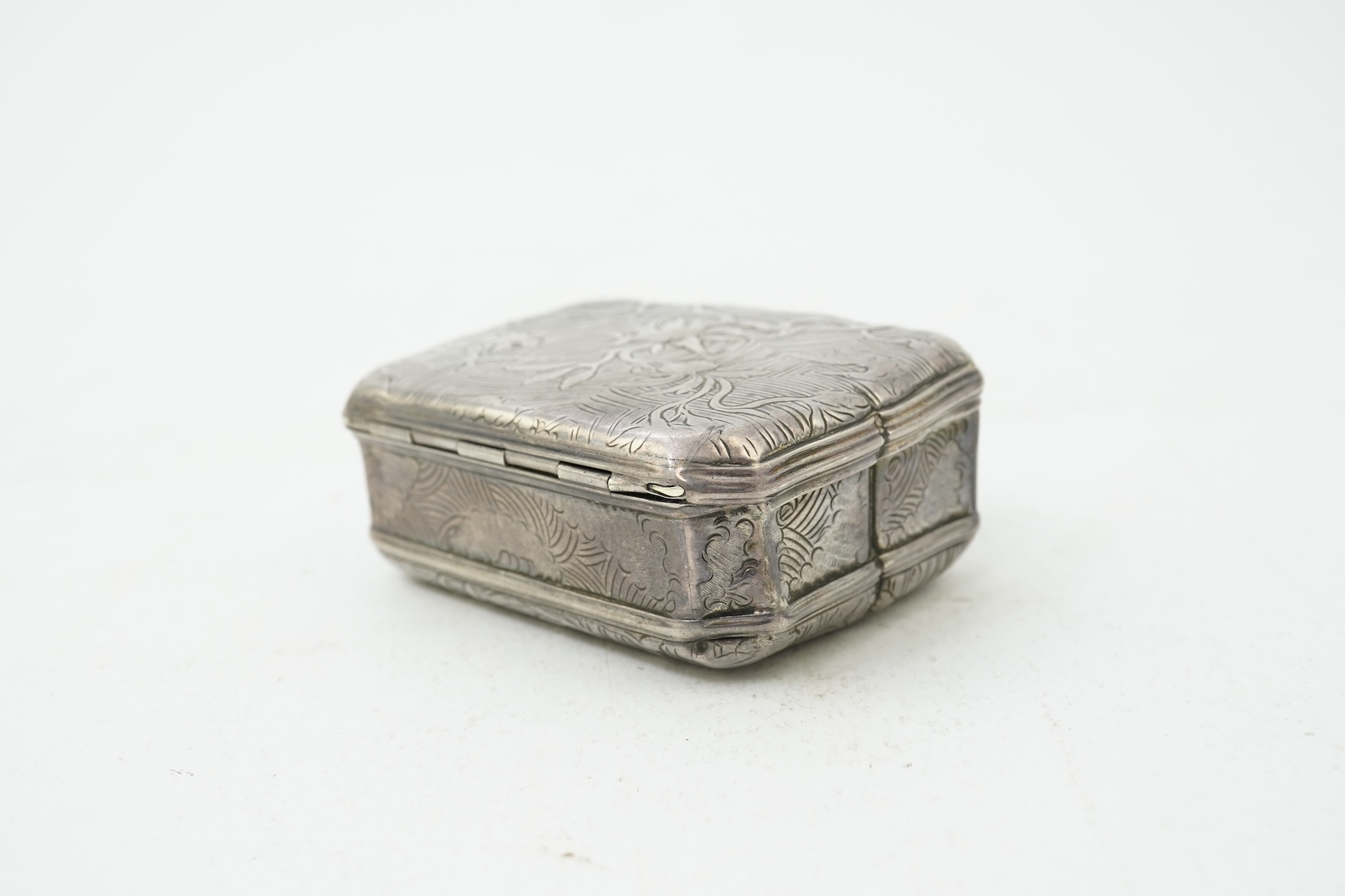 An early 19th century French white metal snuff box, with hinged cover